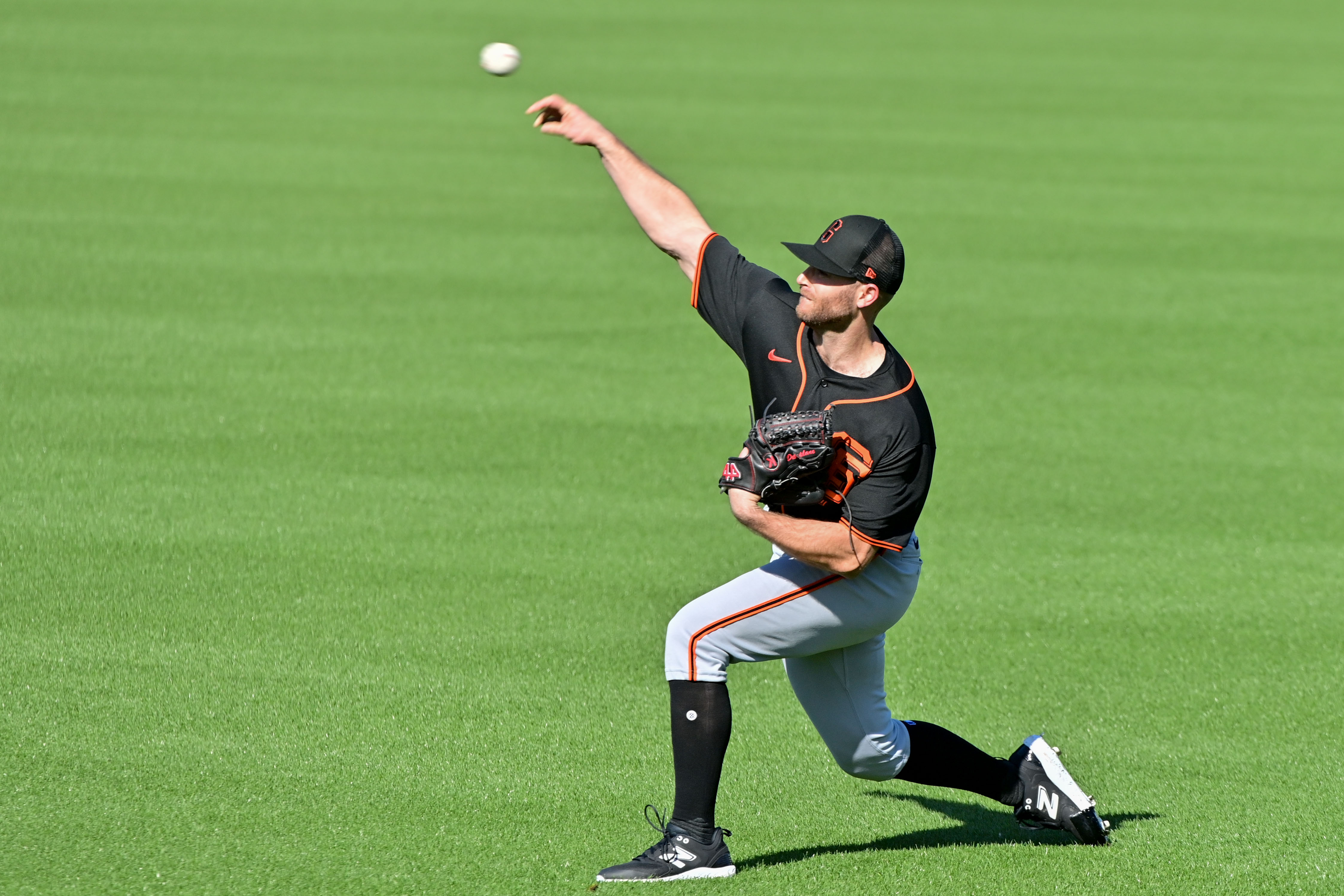 SF Giants explain when they'll wear face masks on field, push umpires to  mask up – Daily Democrat