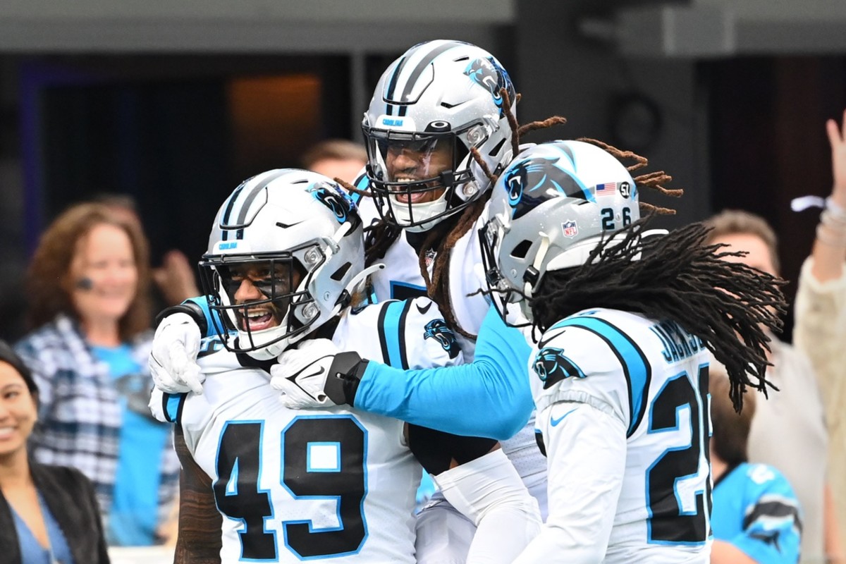 Pro Football Focus Labels Panthers LB Frankie Luvu as a 'Breakout  Candidate' - Sports Illustrated Carolina Panthers News, Analysis and More