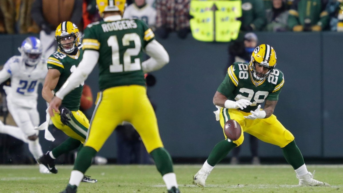As December football arrives in Green Bay, RBs Aaron Jones and AJ Dillon  ready to show why they're so effective - The Athletic