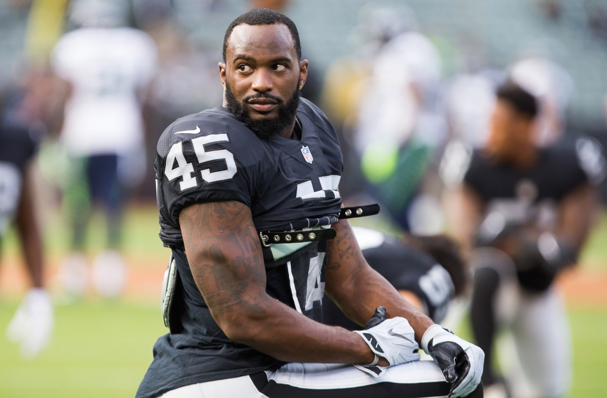 Las Vegas Raiders - Meet Oakland Raiders FB Marcel Reece and RB Darren  McFadden Monday, November 18th. They will be at the Verizon store in Elk  Grove, CA, located at 7405 Laguna