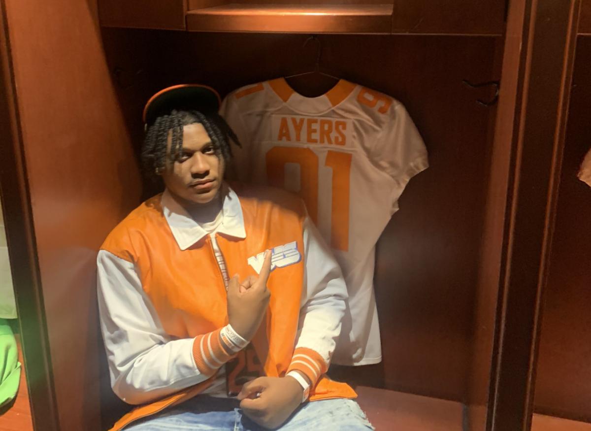 2025 DL Amare Adams during his unofficial visit to Tennessee on March 5