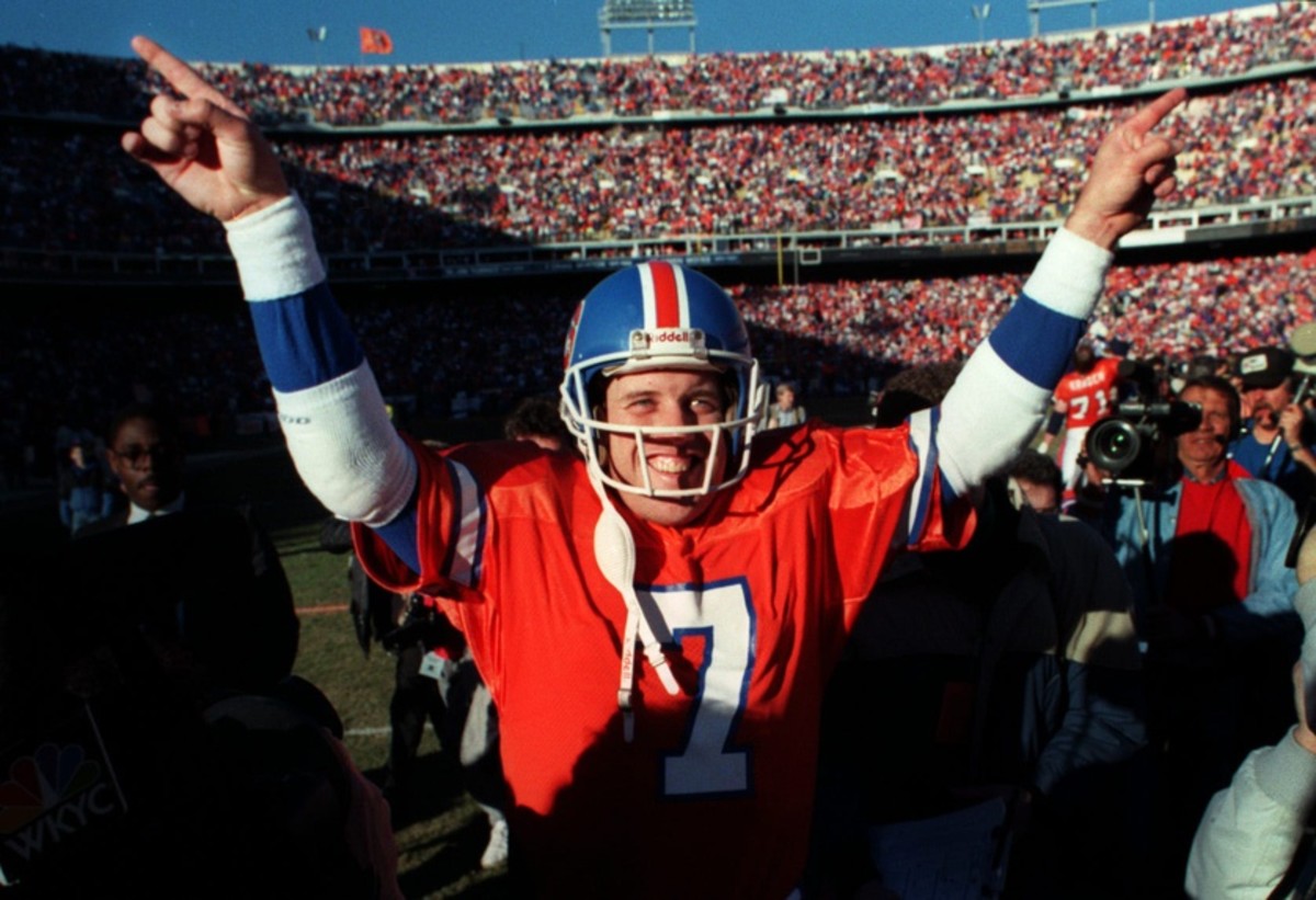 John Elway headlines list of the 5 greatest QBs in Broncos history