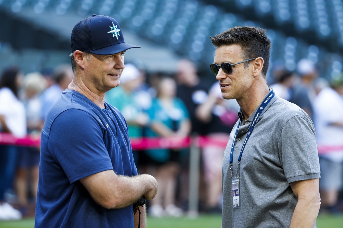 Mariners' Dipoto details Flexen trade, gives Miller injury update - Seattle  Sports