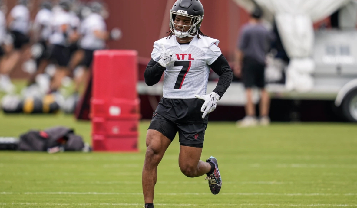 Atlanta Falcons Camp Opens: 'Different' Bijan Robinson Leads as Rookies  Report - Sports Illustrated Atlanta Falcons News, Analysis and More