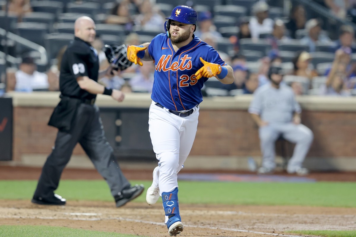 Mets pull out victory after late White Sox rally