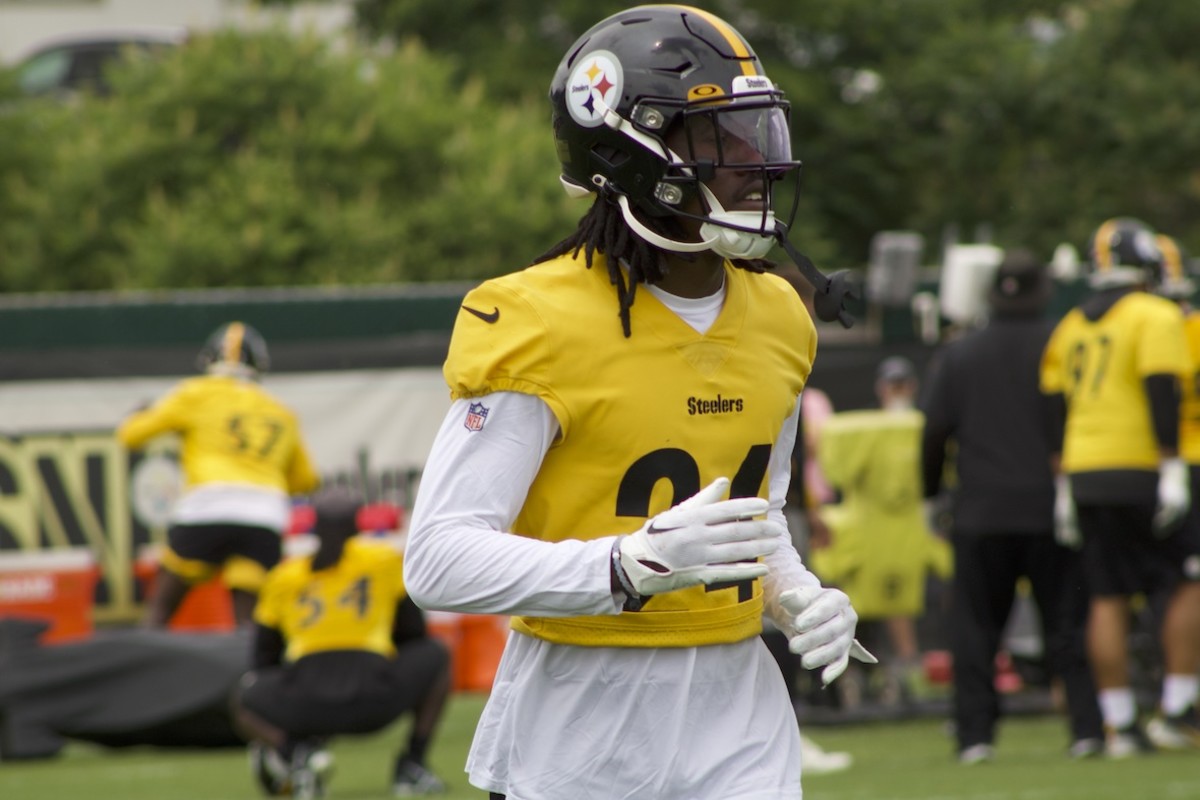 Pittsburgh Steelers on X: Wrapping up #412Day with a signed @_