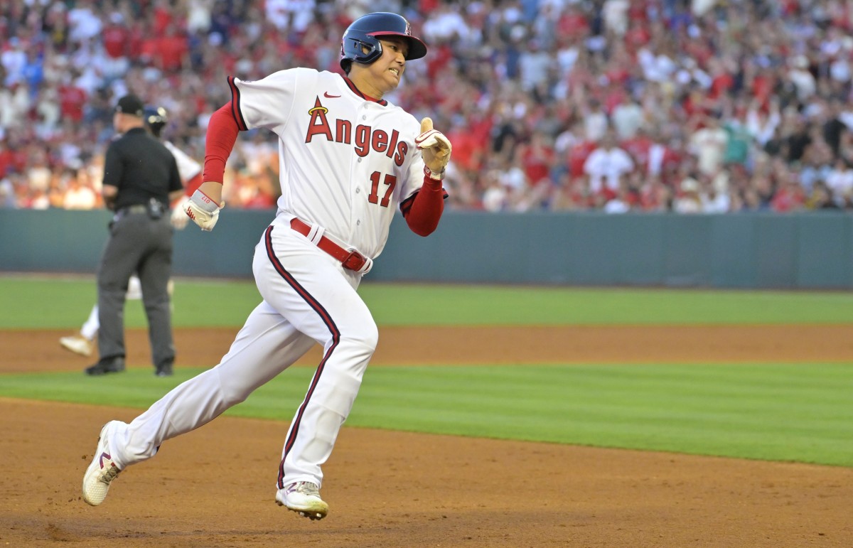 Angels News: Eduardo Escobar Hopes Halos Don't Trade Him at Deadline - Los  Angeles Angels