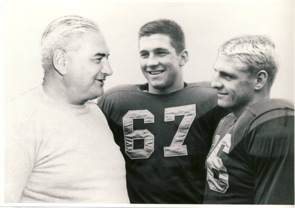 Les Richter (67) with Pappy Waldorf and Johnny Olszewski. Photo courtesy of Cal Athletics