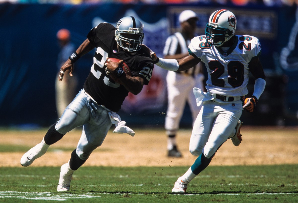 Charlie Garner RB #25 2002 AFC Champion w/ Raiders (2001-03