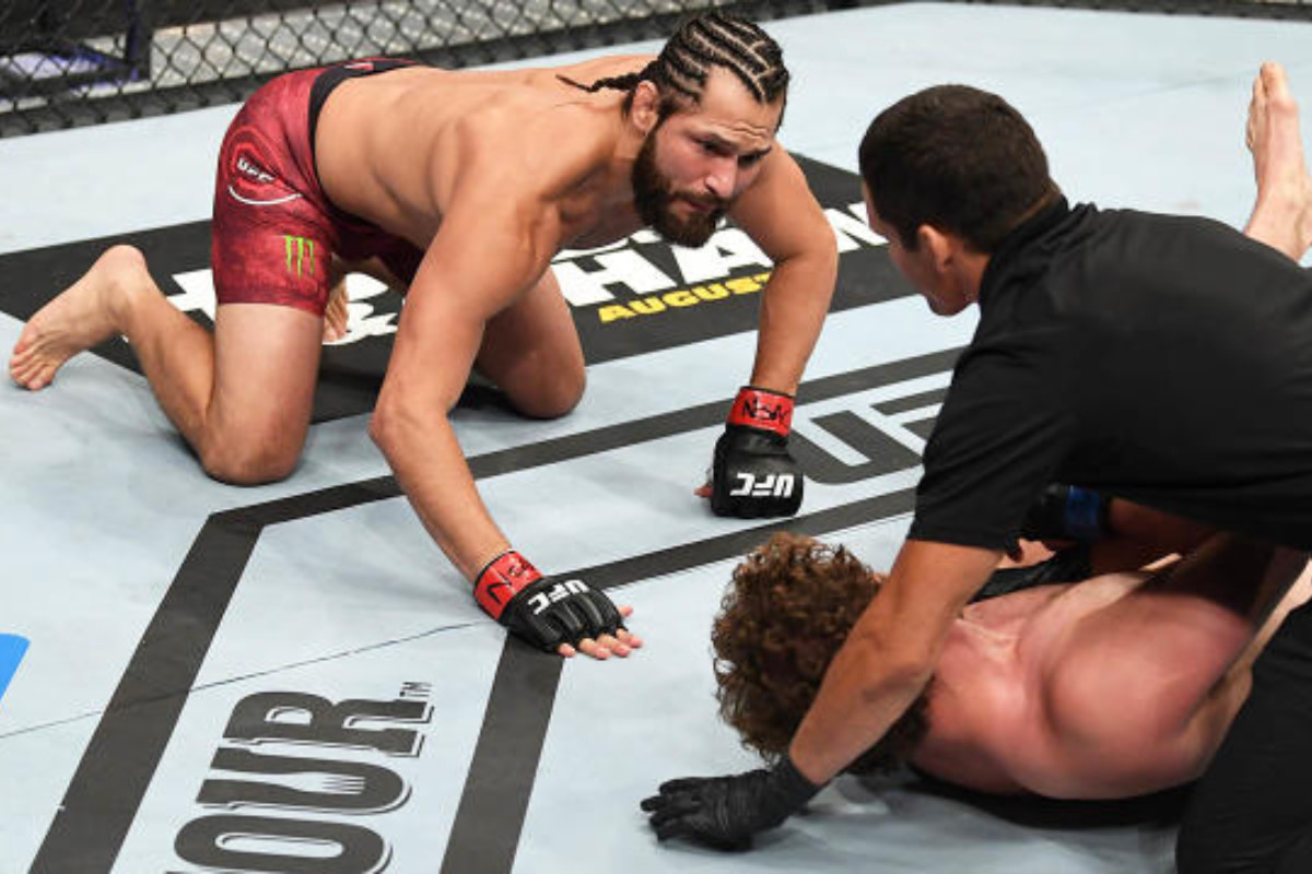 Jorge Masvidal taunts Ben Askren after knocking him out in five seconds at UFC 239.