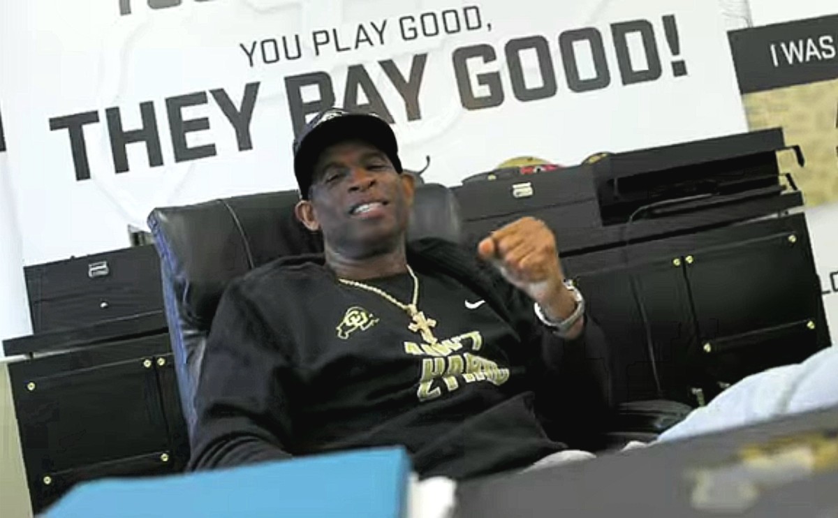 Deion Sanders to Undergo Surgery for Blood Clots