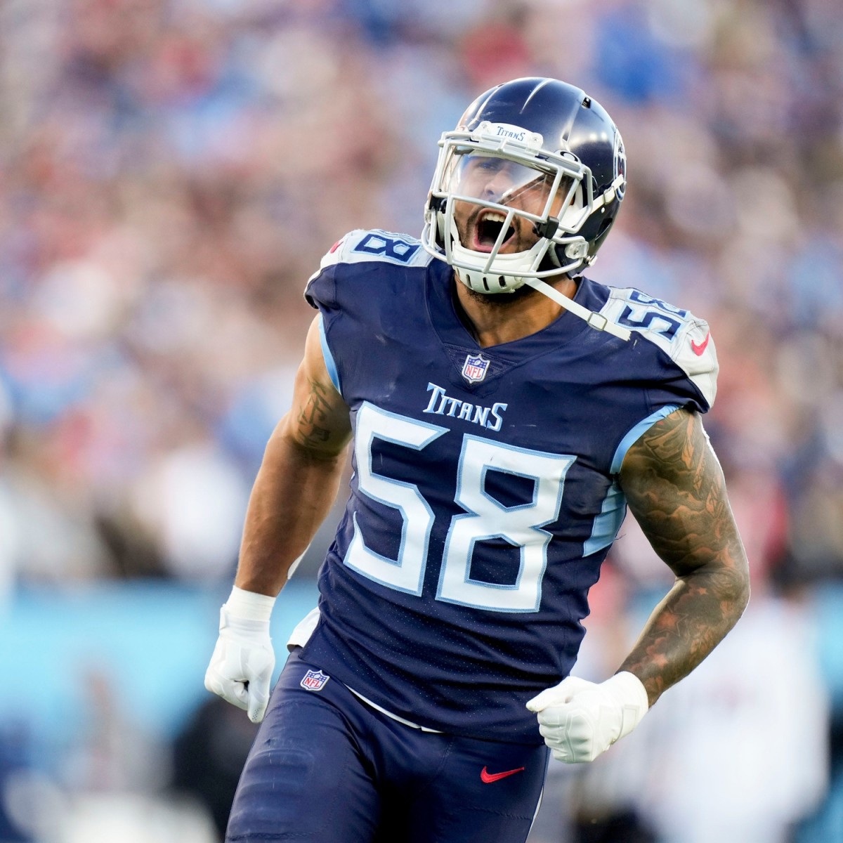 AP source: Titans OLB Harold Landry tears ACL in practice