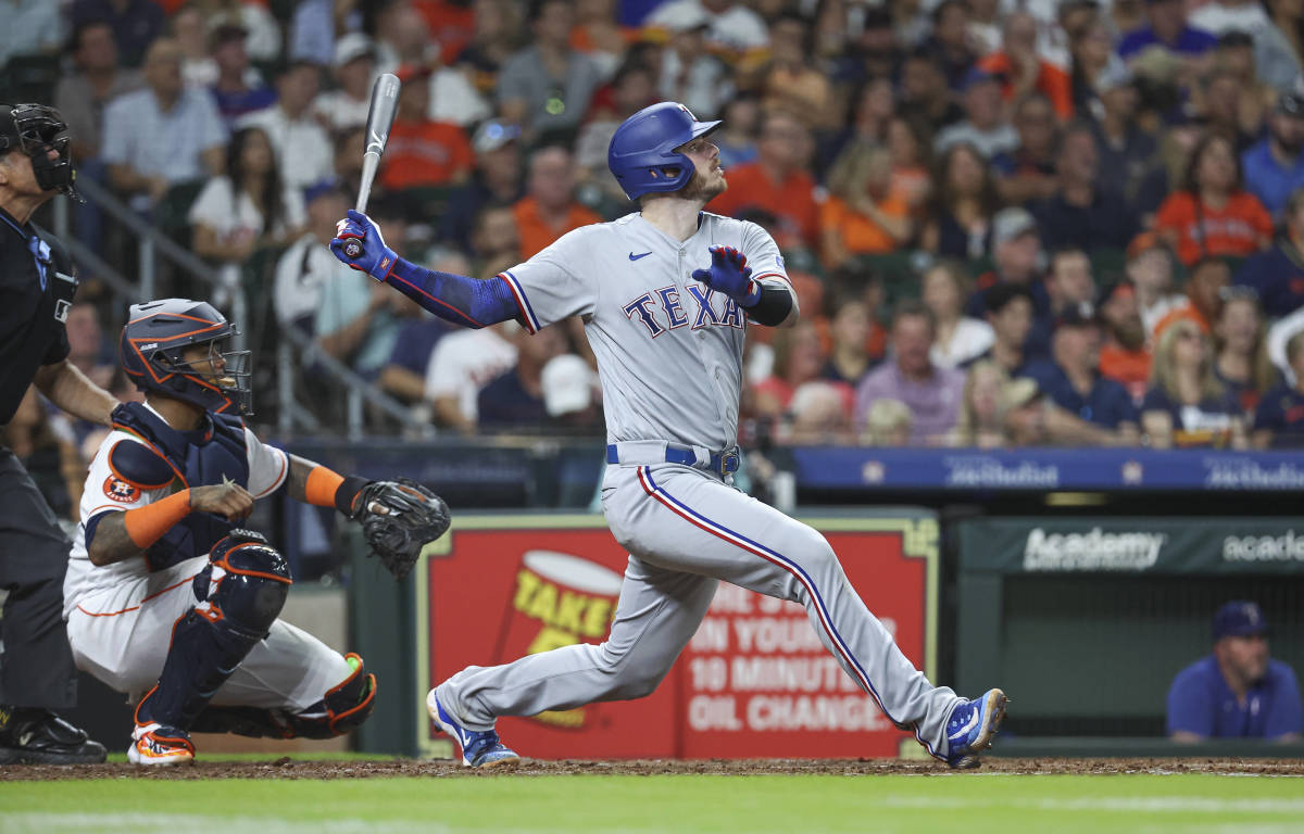 Time for Jonah Heim: Rangers catcher returns less than three weeks after  wrist injury