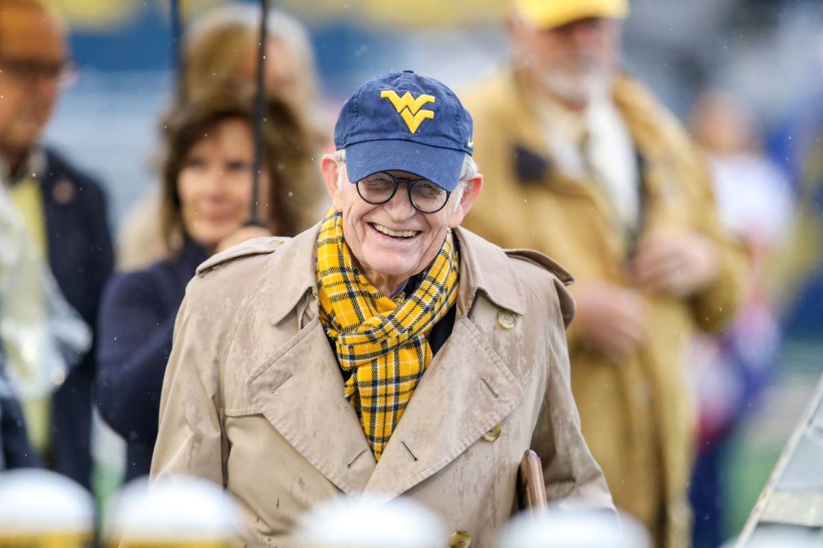 WVU President Gordon Gee Receives Contract Extension Sports