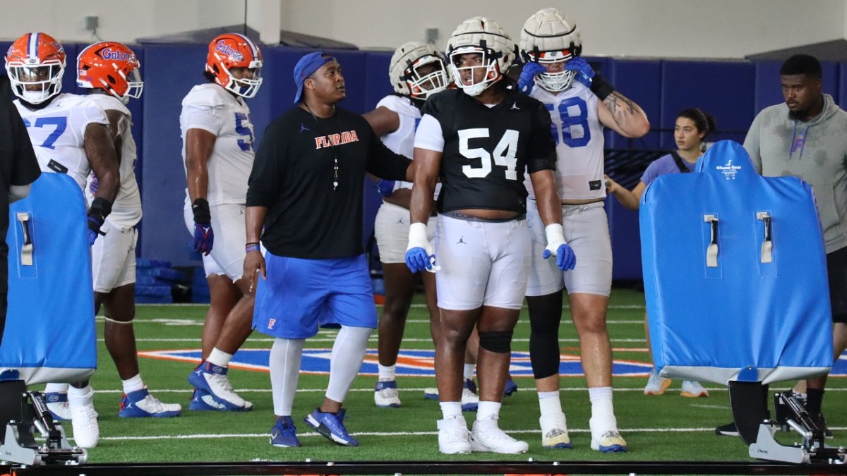 Florida Gators Football - Save the date. 🗓️ Camp with the Gators this  summer! 🏈🐊 Stay tuned for more information coming soon.