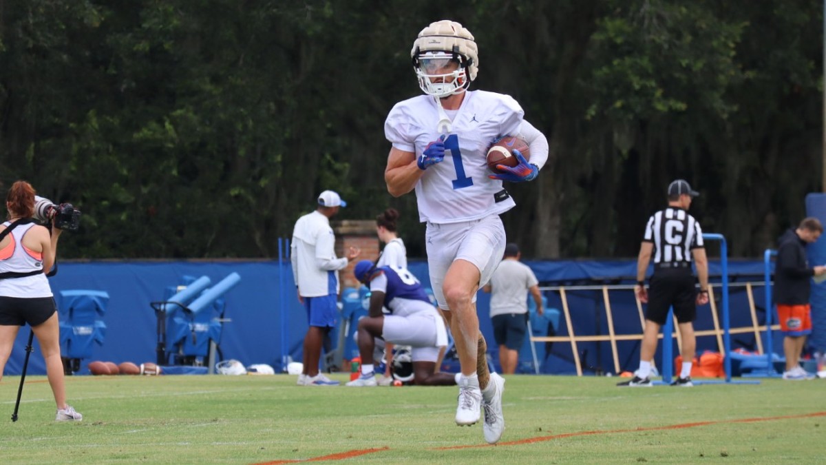 Florida Gators Football - Save the date. 🗓️ Camp with the Gators this  summer! 🏈🐊 Stay tuned for more information coming soon.