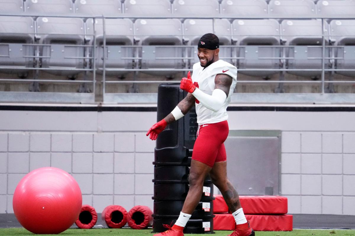 Cardinals' Budda Baker 'never lost feeling or movement' after on