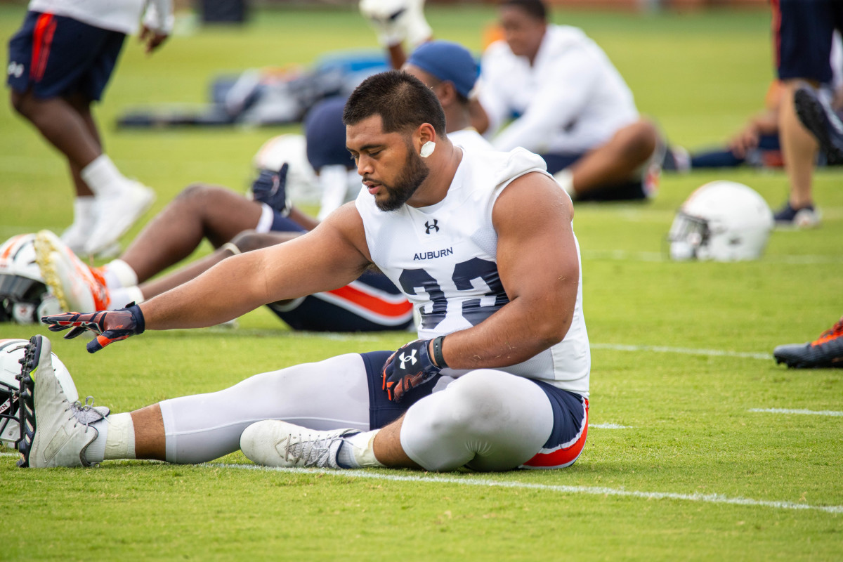 Mosiah Nasili-Kite at Auburn football practice - Eric Starling/Auburn Daily