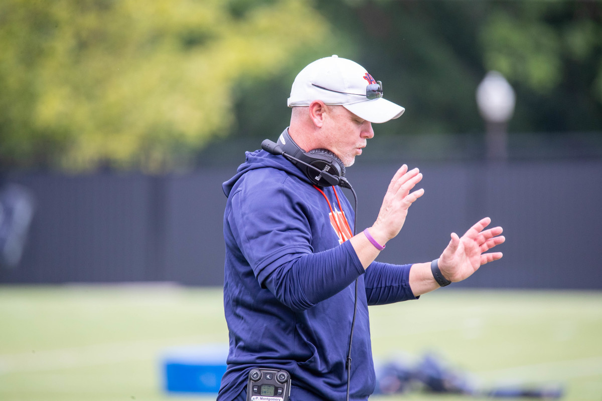 Philip Montgomery at Auburn football practice