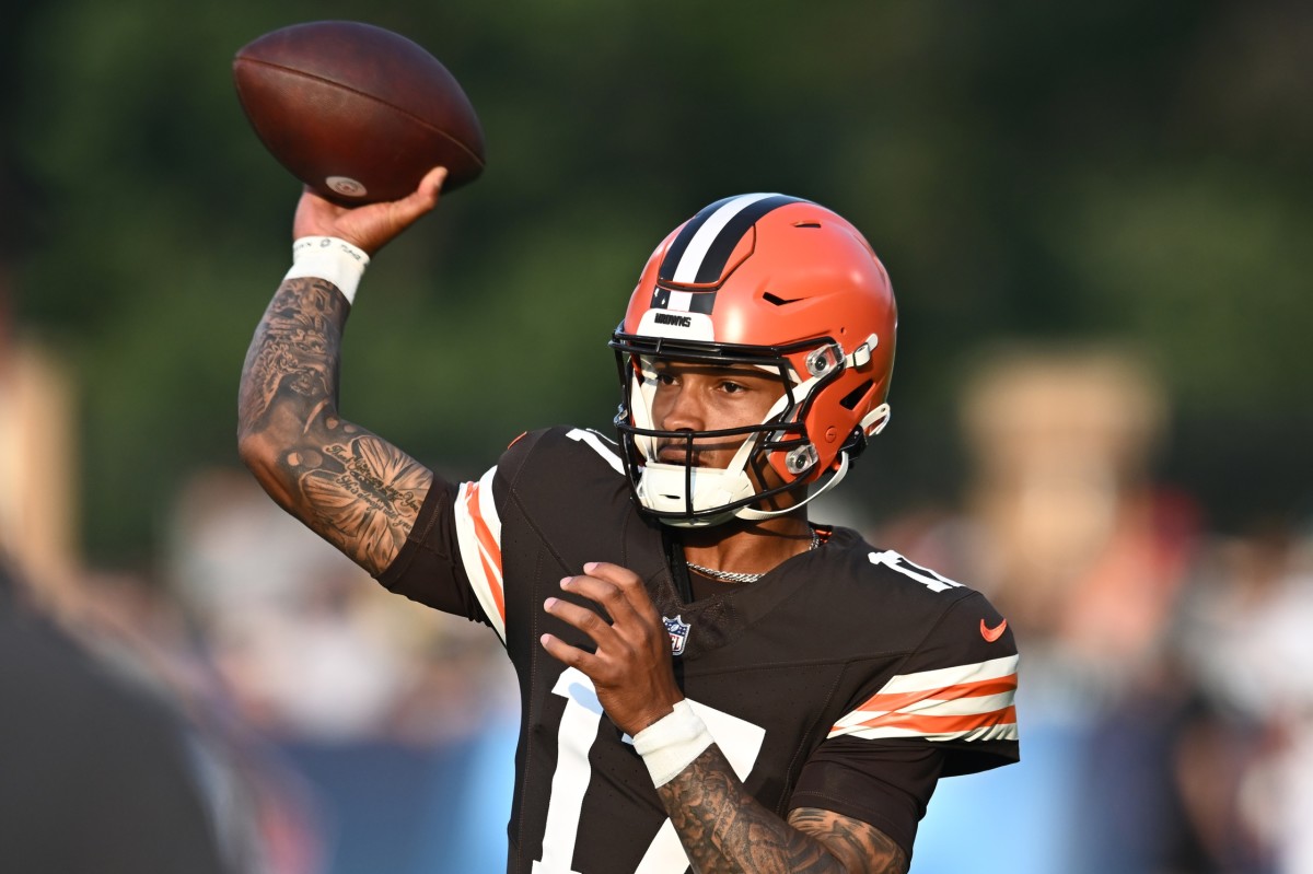 Aug 3, 2023; Canton, Ohio, USA; Cleveland Browns quarterback Dorian Thompson-Robinson (17) warms up before the game between the Browns and the New York Jets at Tom Benson Hall of Fame Stadium. Mandatory Credit: Ken Blaze-USA TODAY Sports