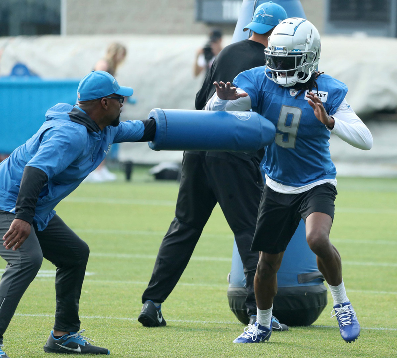 Lions' notebook: Jameson Williams 'could be' practicing before game vs.  Buffalo – The Oakland Press