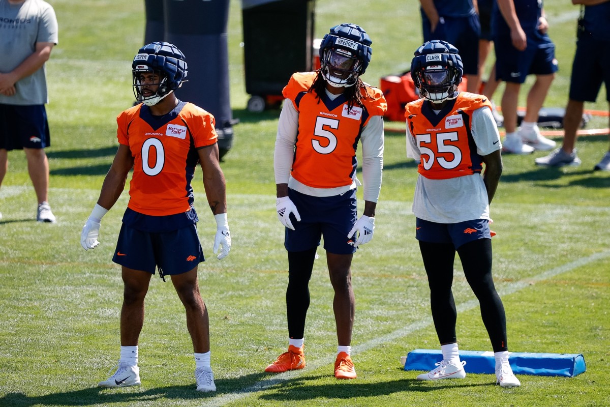 Denver Broncos Training Camp: Takeaways, Awards & Players on Thin Ice -  Sports Illustrated Mile High Huddle: Denver Broncos News, Analysis and More