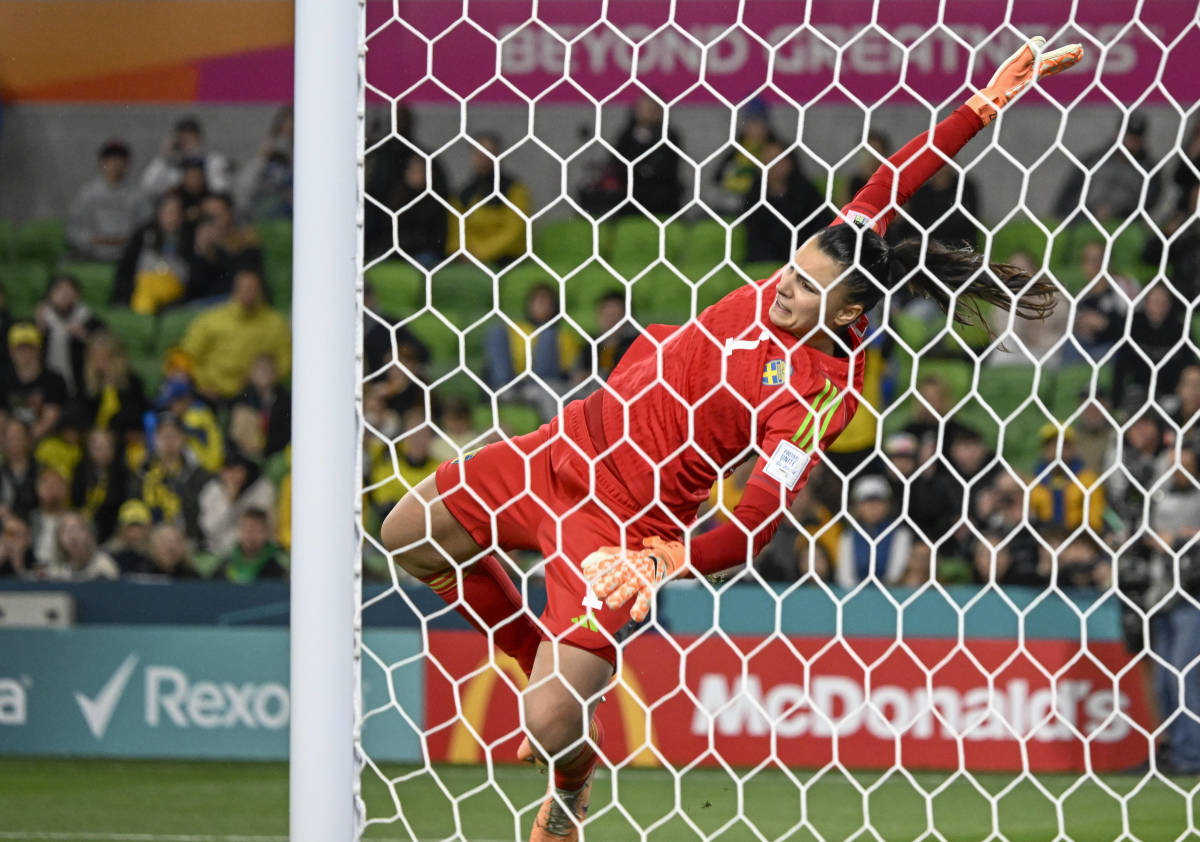 Sweden beat USA in Women's World Cup penalty shootout ft. VAR Futbol