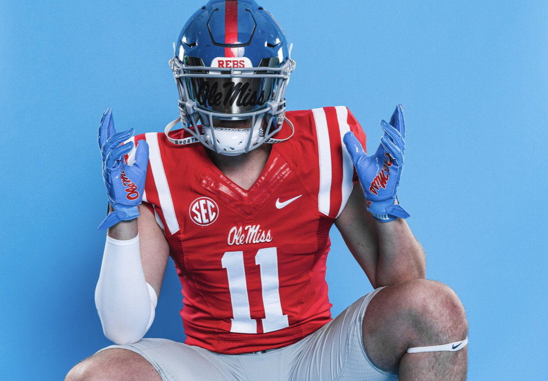 2024 Three-Star tight end Dillon Hipp committed to the Ole Miss Rebels in August.