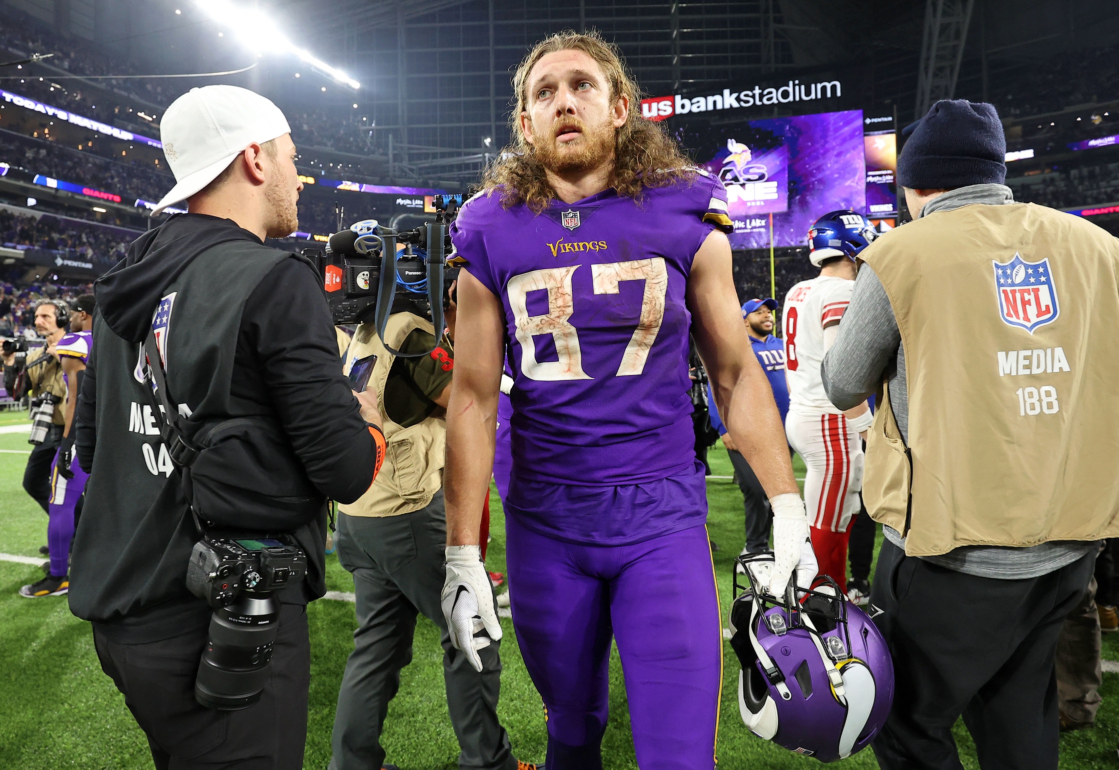 Vikings TE T.J. Hockenson expresses his feelings on his first game