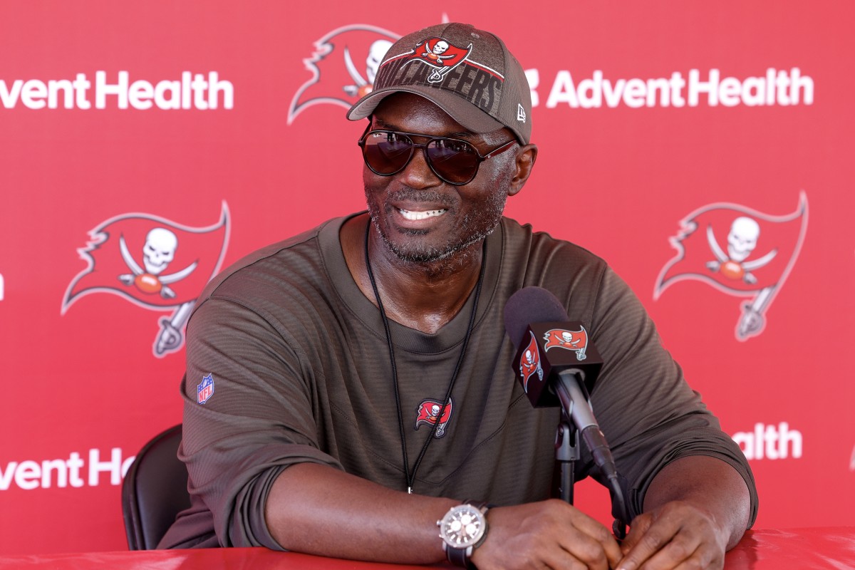 Buccaneers Release First Depth Chart for 2023 Season Tampa Bay