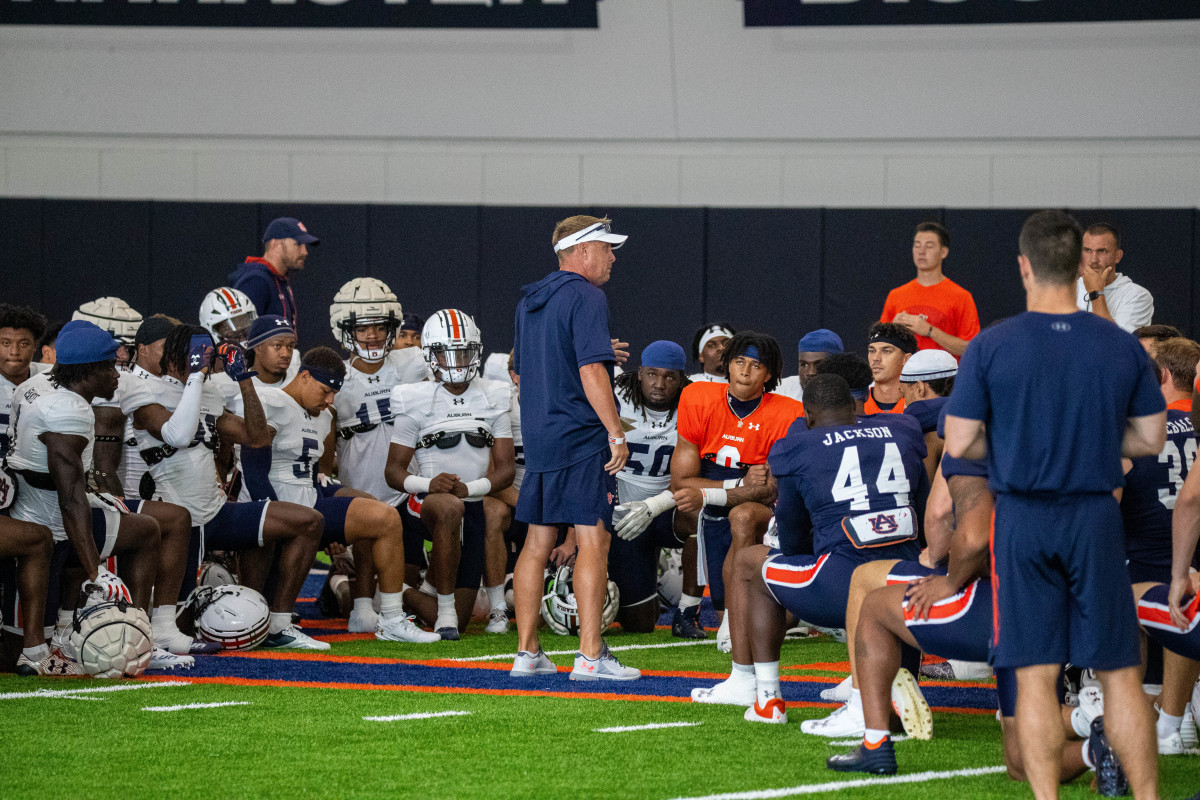 Hugh Freeze at Auburn football practice - Eric Starling/Auburn Daily