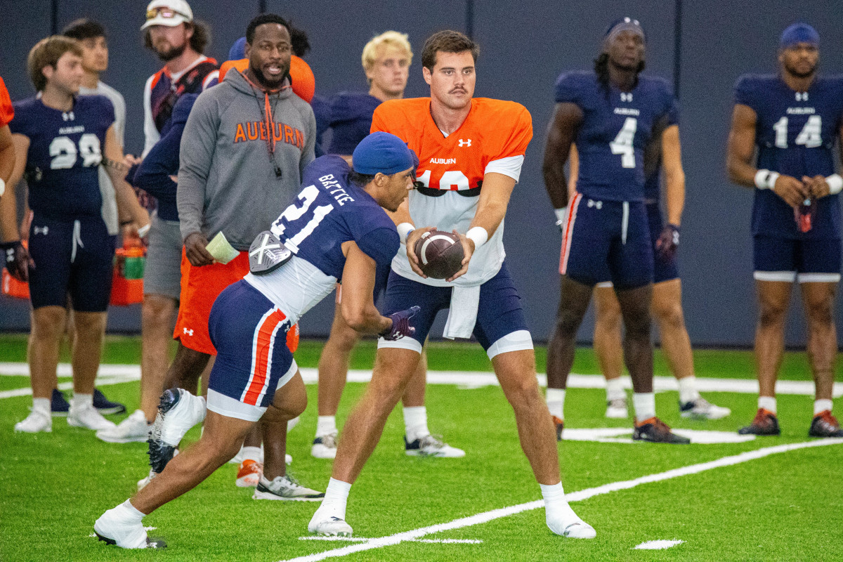 Holden Geriner at Auburn football practice - Eric Starling/Auburn Daily