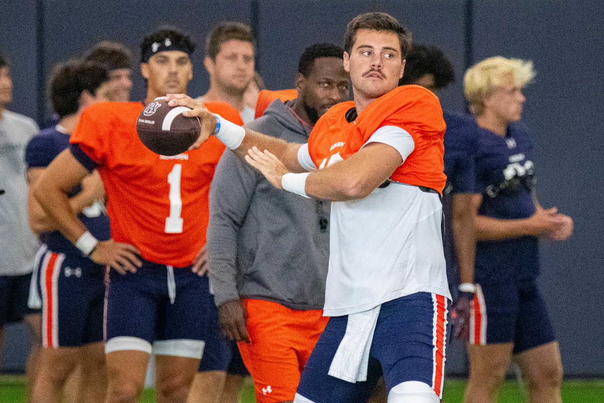 Holden Geriner at Auburn football practice - Eric Starling/Auburn Daily