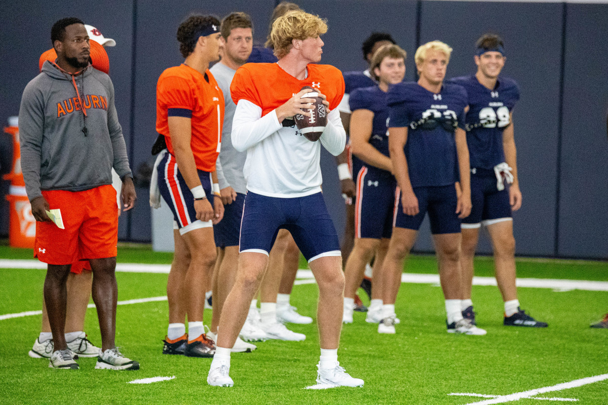 Hank Brown at Auburn football practice - Eric Starling/Auburn Daily