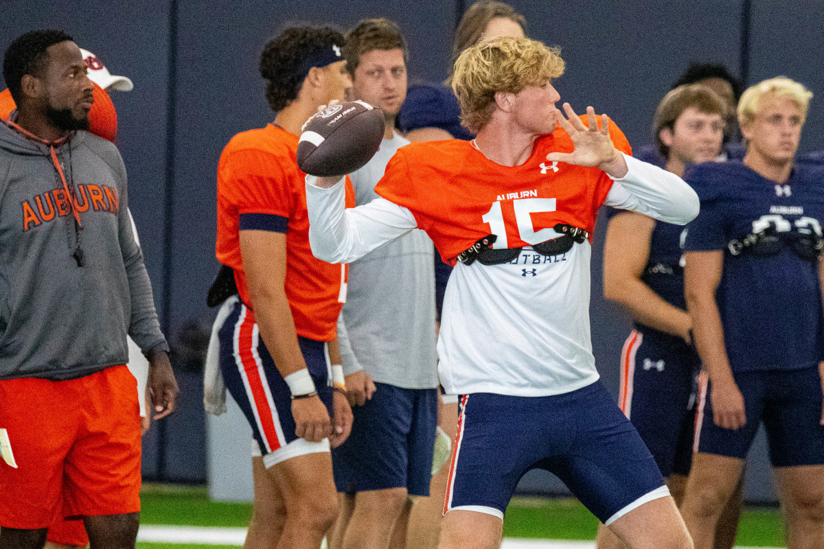 Hank Brown at Auburn football practice - Eric Starling/Auburn Daily