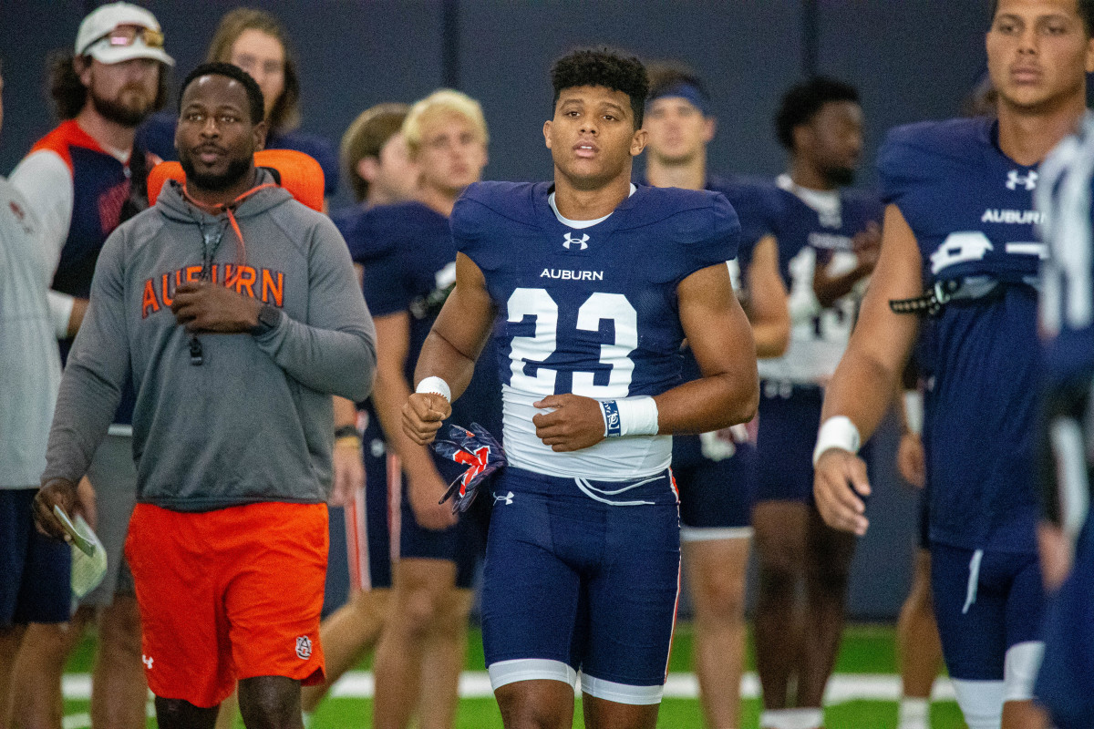 Jeremiah Cobb at Auburn football practice - Eric Starling/Auburn Daily