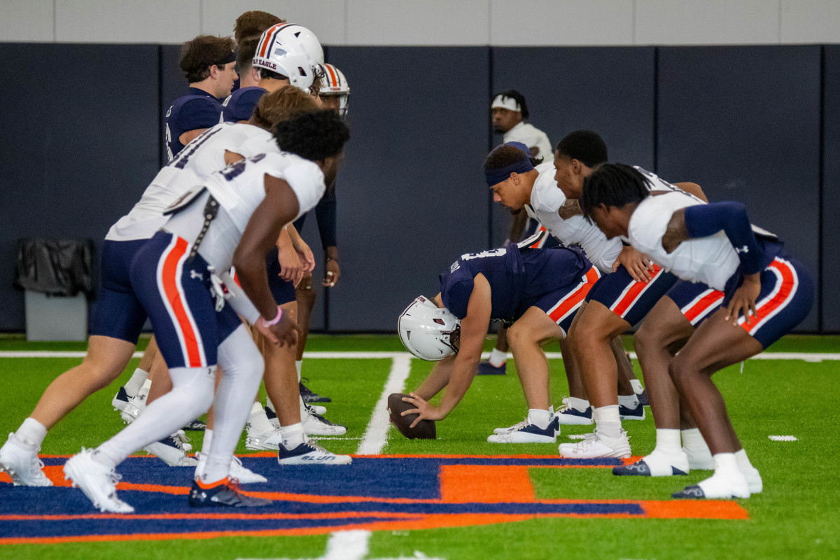 Auburn special teams at Auburn football practice - Eric Starling/Auburn Daily