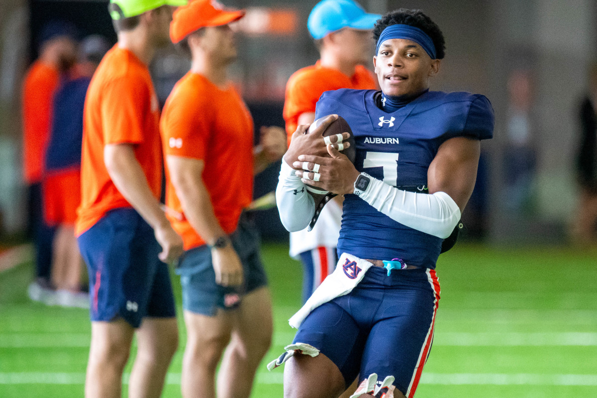 Jay Fair at Auburn football practice - Eric Starling/Auburn Daily