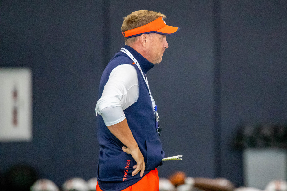 Hugh Freeze at Auburn football practice - Eric Starling/Auburn Daily