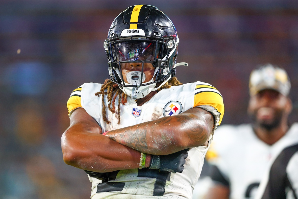 Former Pittsburgh Steelers running back Benny Snell signs with new team the  Detroit Lions