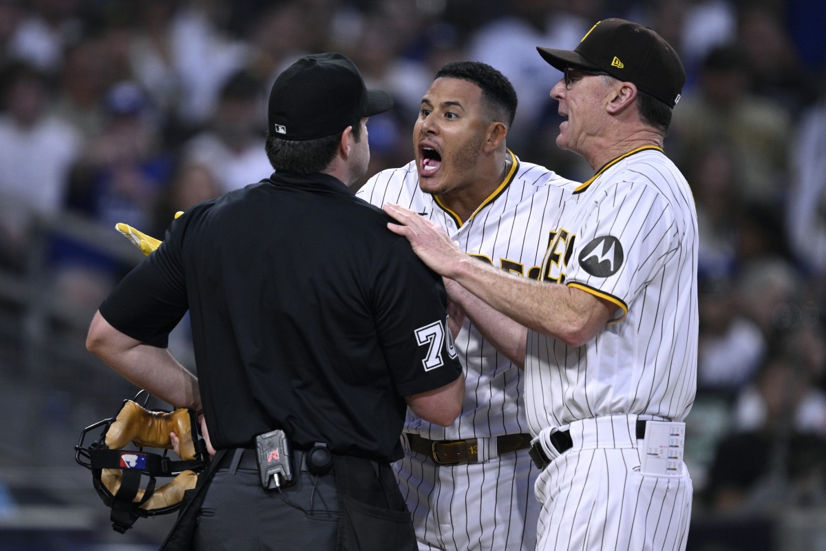 Padres News: Sellout Crowd Displeased With Friars Lackluster