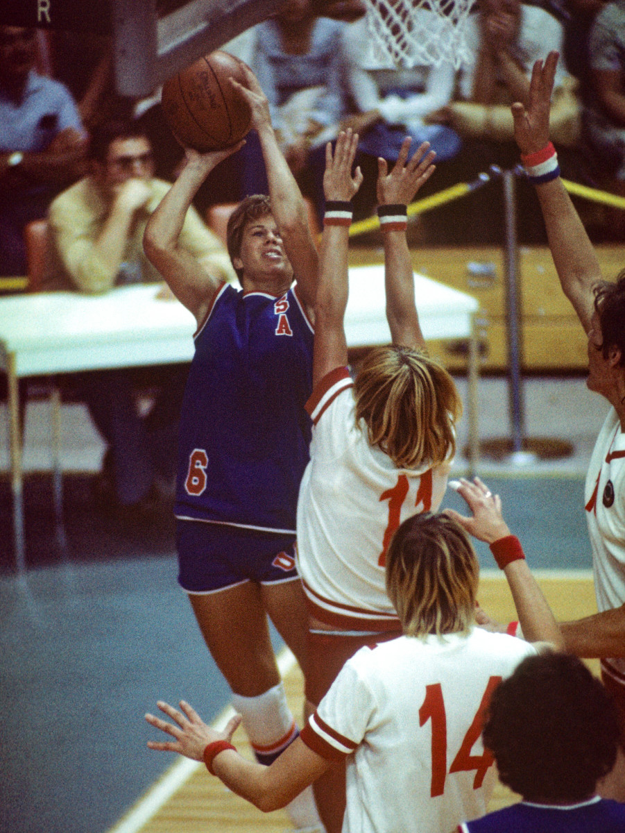 Basketball Hall of Fame 1976 U.S. Olympic women’s team changed sports