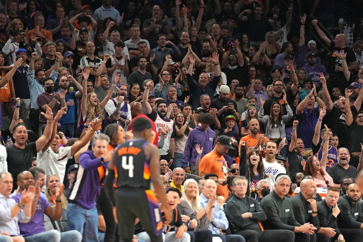 NBA Fans Are Loving The Phoenix Suns' New Uniforms - The Spun