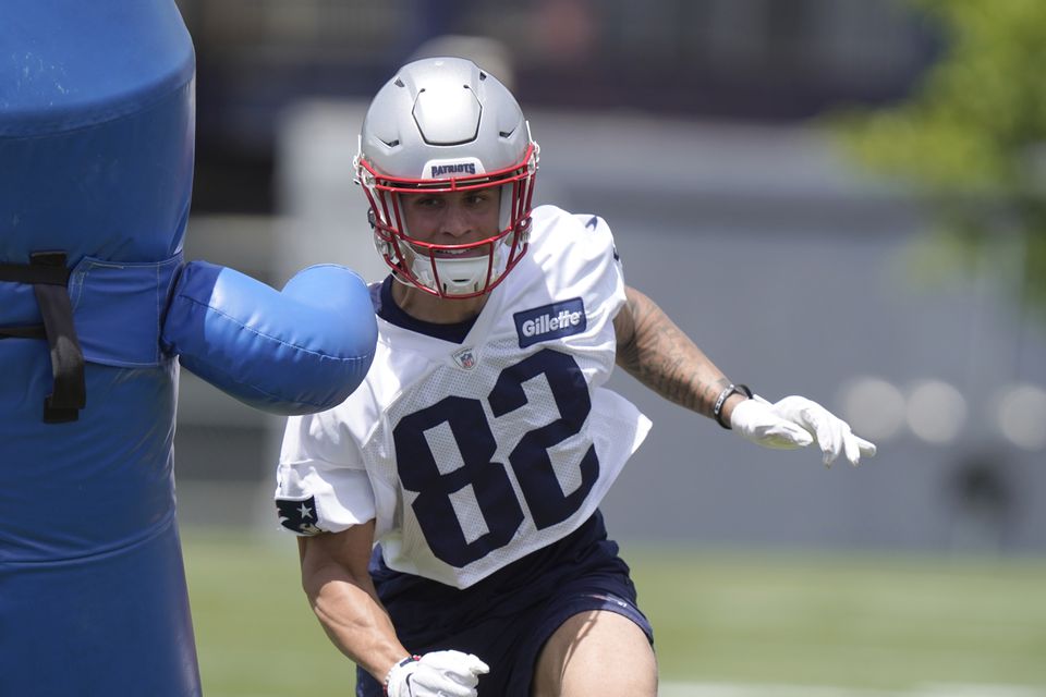 Pharaoh Brown Plays New England Patriots' Unlikely Hero - Sports  Illustrated New England Patriots News, Analysis and More