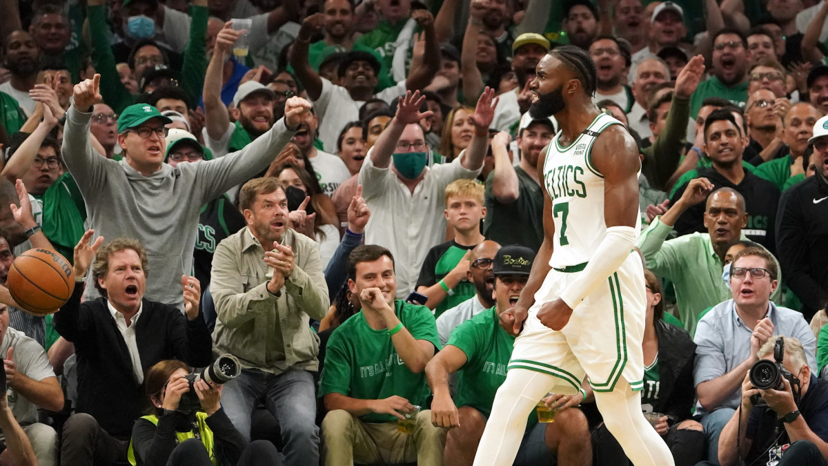 Boston Celtics Defeat Golden State Warriors 116-103 In Game 3 Of The ...