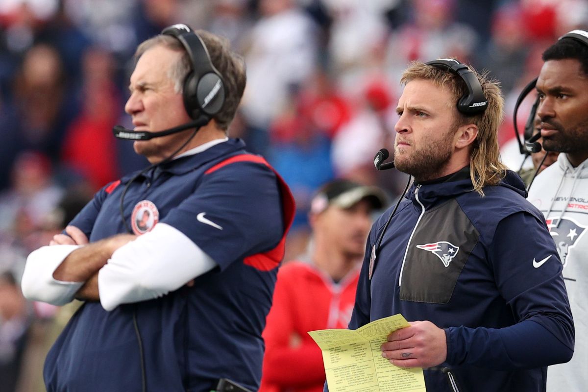 Breaking Bill? Former New England Patriots Coach Steve Belichick Hired By  University of Washington - Sports Illustrated New England Patriots News,  Analysis and More