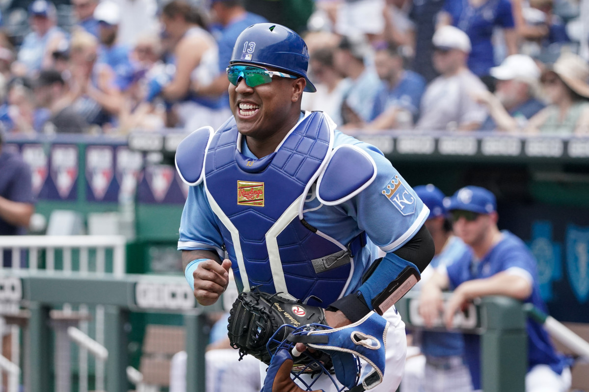 It sure seems like the Royals wildly mishandled Salvador Perez's thumb  injury - Royals Review