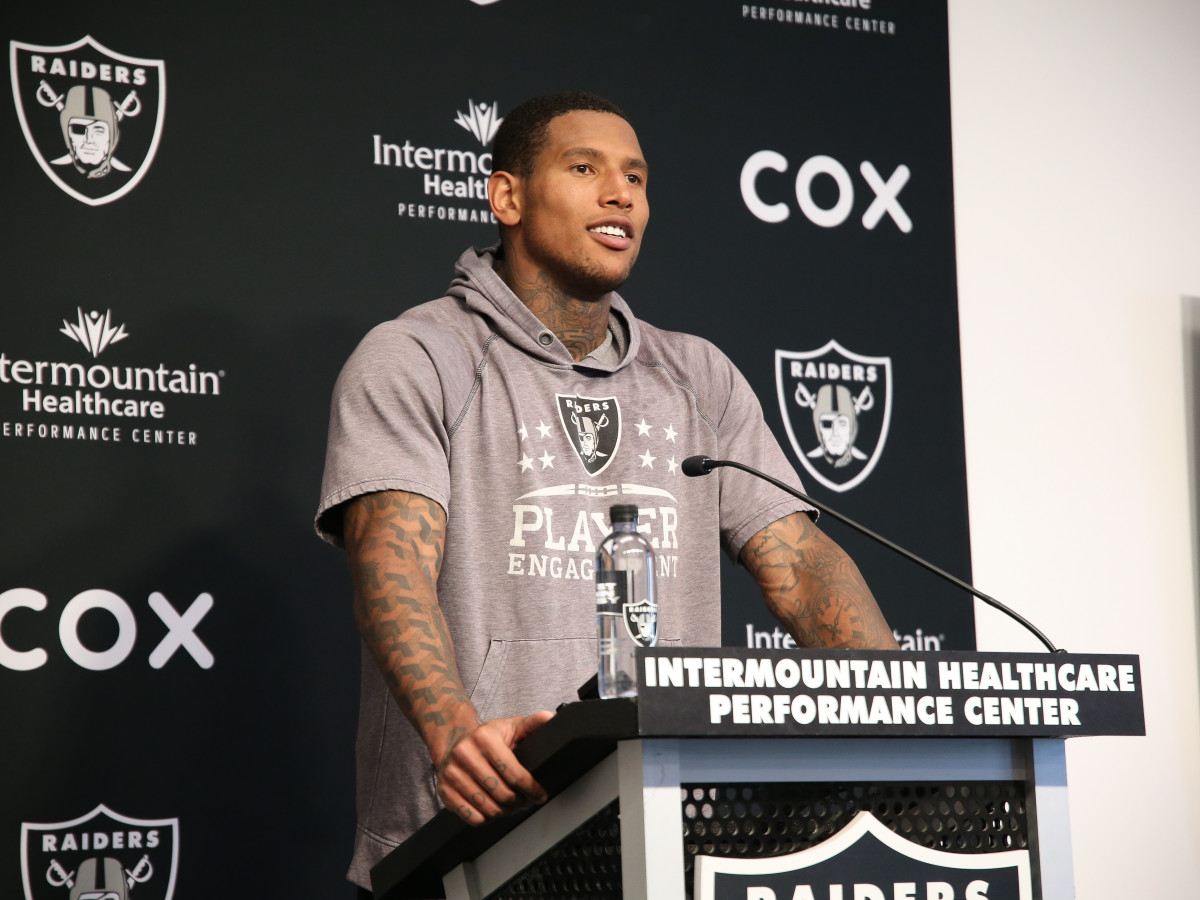 Raiders' Darren Waller focused on becoming Josh McDaniels' next 'Rob  Gronkowski' rather than contract 