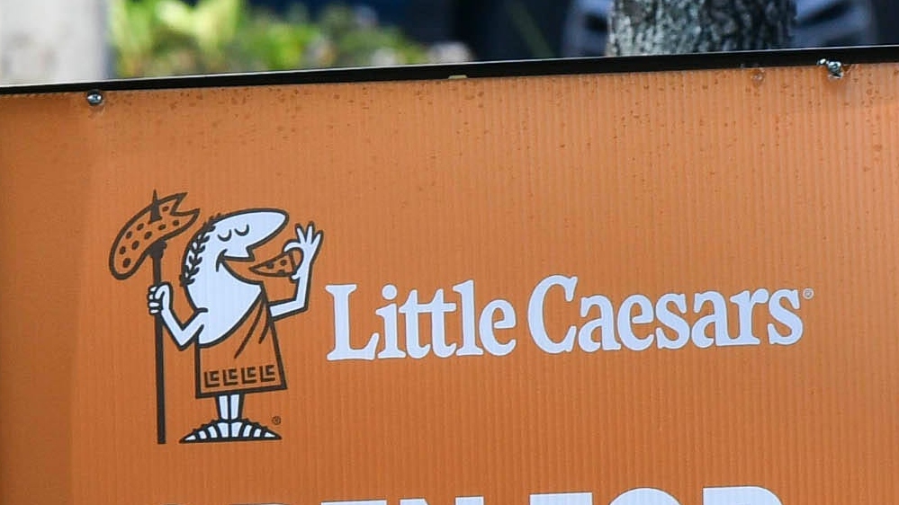 Little Caesars is the New Official Pizza Sponsor of the NFL - LastCall.news