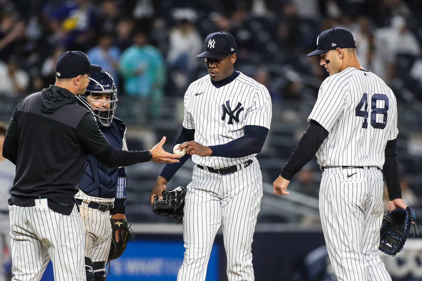 New York Yankees RP Aroldis Chapman Details Infection From Recent